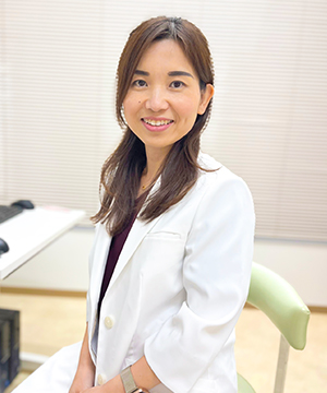 院長 春田 友佳
